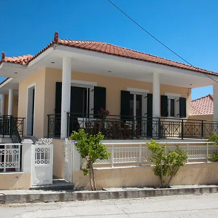 Antonello House Lixouri
